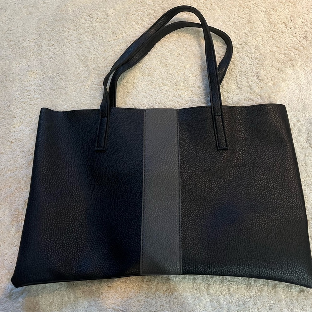 Vince Camuto Tote